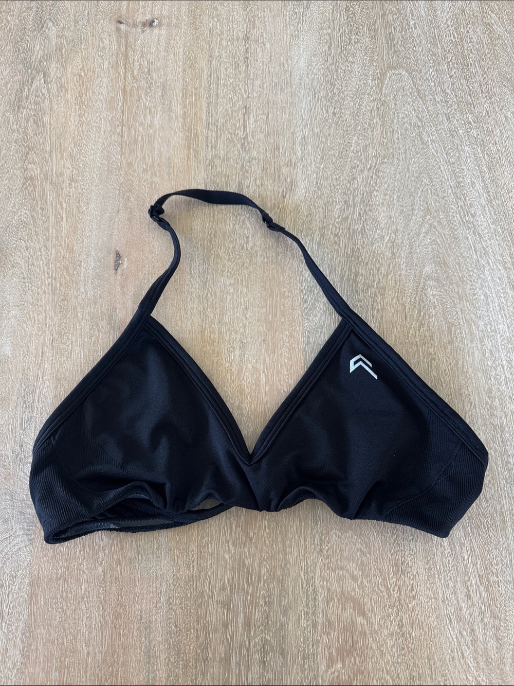 EnhanceLift Seamless Minimal Halter Neck Bralette